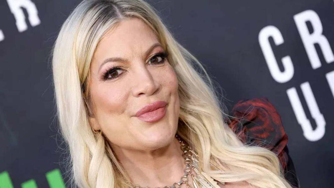 Böyle anne olmaz olsun! Ünlü oyuncu sokaklarda sürünüyor annesi milyonların içinde yüzüyor: Ünlü oyuncuyu görenler tanıyamadı 3